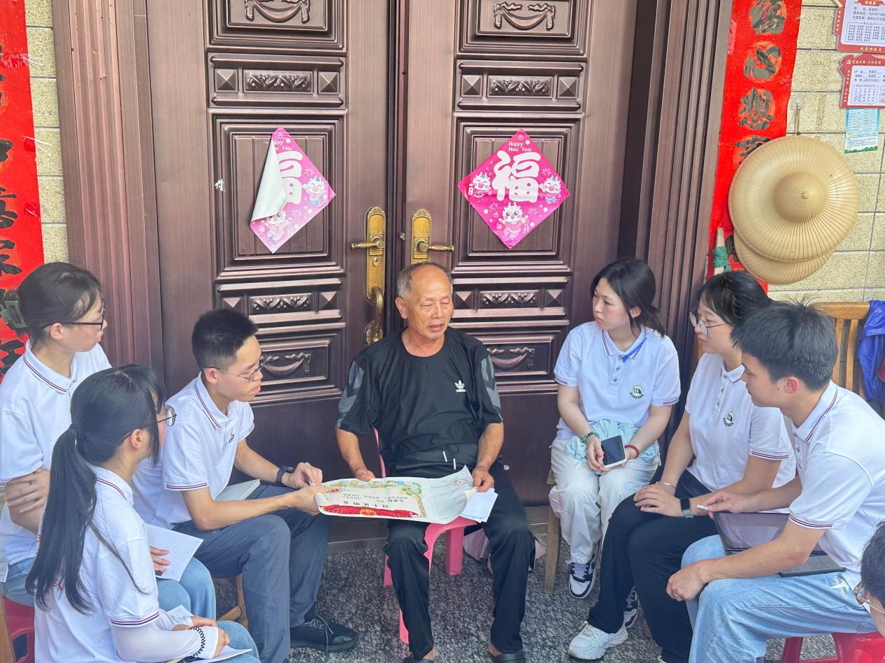 leyu乐鱼在线官网暑期社会实践团赴瑞金寻访红军后代_fororder_图片17 leyu乐鱼在线官网暑期社会实践团赴瑞金寻访红军后代_fororder_图片17