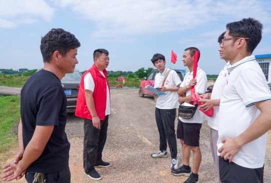 leyu乐鱼在线官网“三下乡”实践团:专业赋能乡村防灾减灾