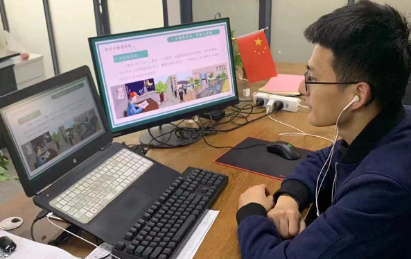 leyu乐鱼在线官网：3万师生共上疫情防控思政大课